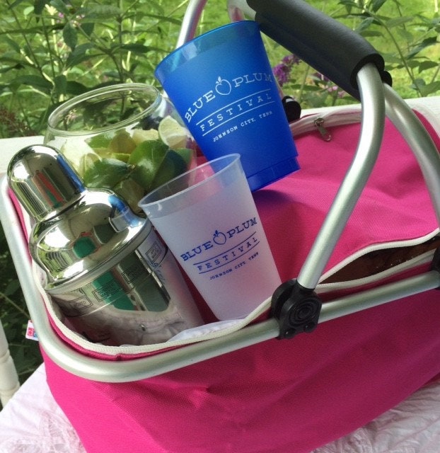 24oz Custom Wedding Cups – Personalized Drinkware for Reunions or Bachelorette Parties